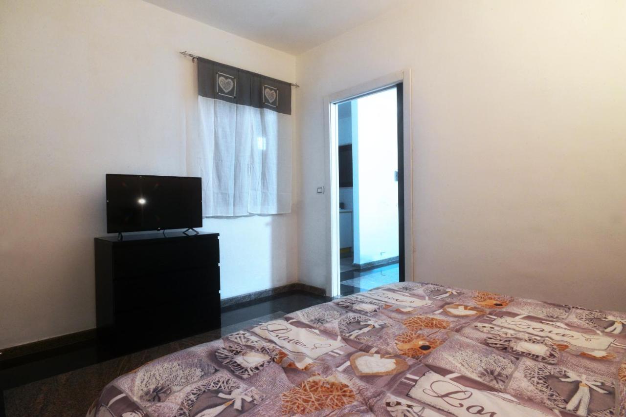 Oasi In Centro Apartment Bari Exterior photo